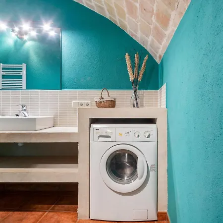 Appealing In With Swimming Pool Апартаменты